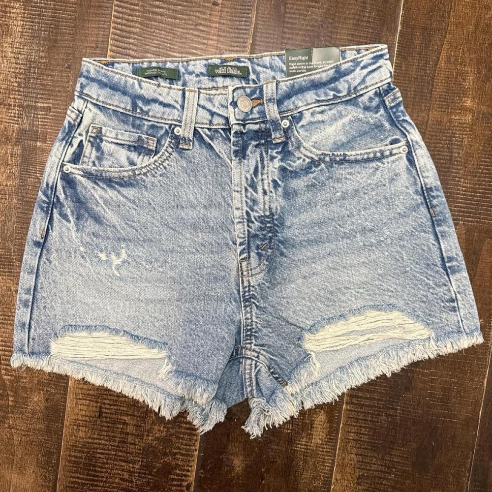 Wild Fable High-waisted distressed denim shorts Easy Rigid 2.5" inseam